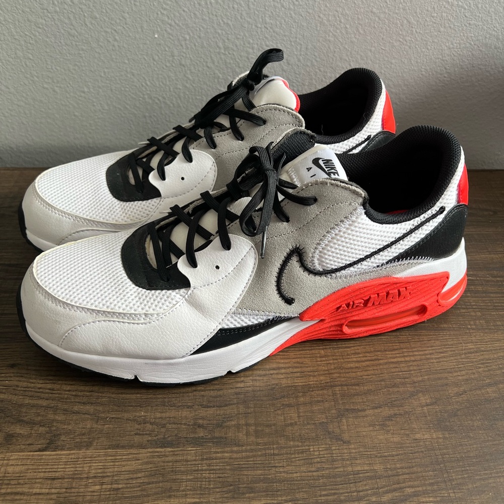 Nike Men’s Air Max Excee Sneakers